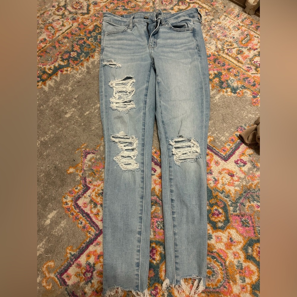 American Eagle Outfitters Light Blue Distressed Jeans